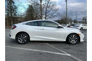$13685 : Honda Civic 2020 LX 2dr Coup thumbnail