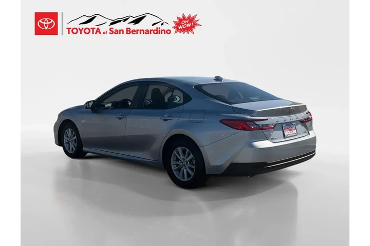 $29988 : Toyota Camry 2025 SE 4dr Sed image 3