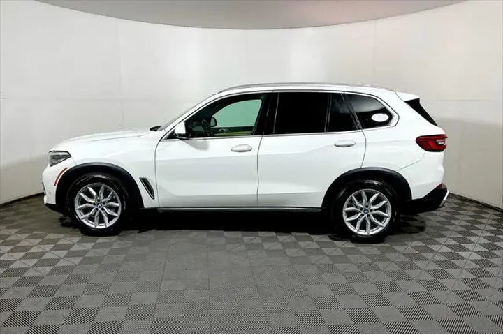 $26943 : BMW X5 2019 AWD xDrive40i 4d image 5