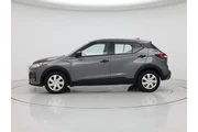 $16998 : Nissan Kicks 2023 S 4dr Cros thumbnail
