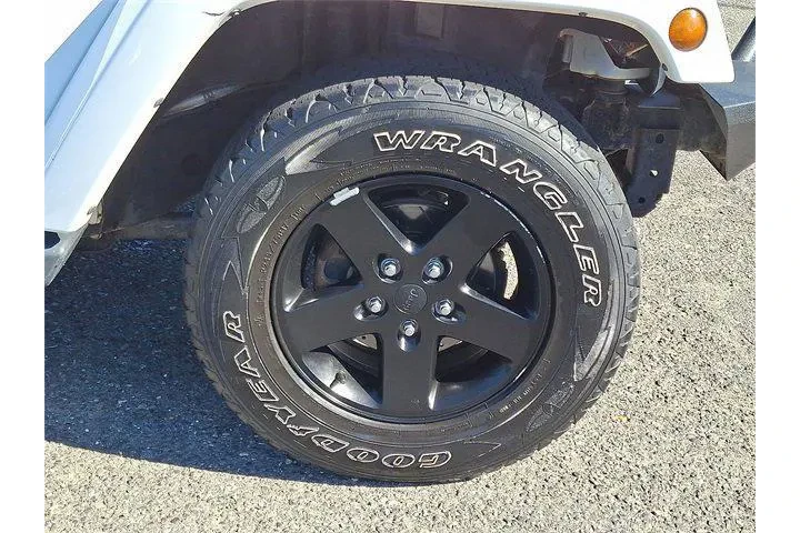 $9775 : Jeep Wrangler 2015 4x4 Sahar image 8