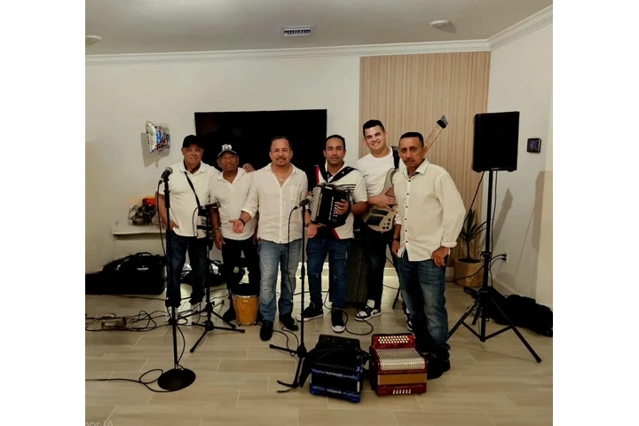 PARRANDA VALLENATA EN MIAMI FL image 4