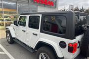 $38122 : PRE-OWNED 2021 JEEP WRANGLER thumbnail