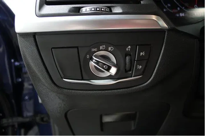 $34934 : BMW X3 2023 AWD xDrive30i 4d image 8