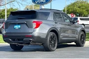 $34995 : Ford Explorer 2023 AWD XLT 4 thumbnail