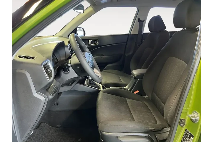 $17500 : Hyundai VENUE 2023 SE 4dr Cr image 2