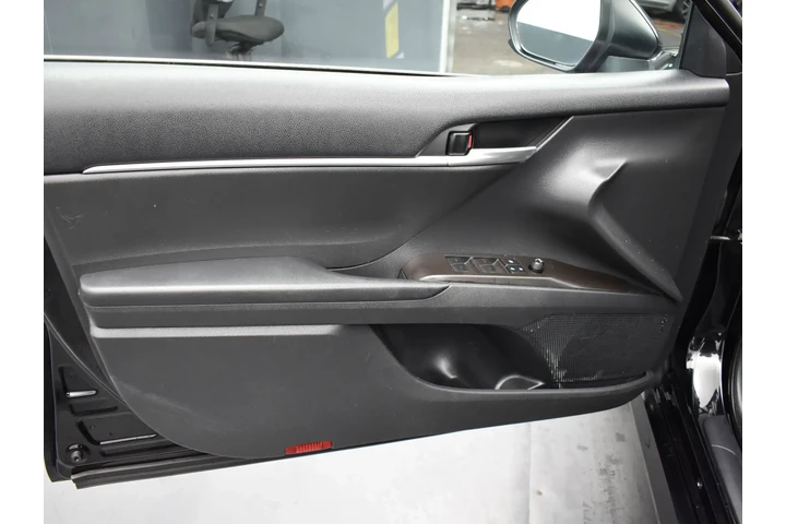 $19552 : Toyota Camry 2021 LE 4dr Sed image 9