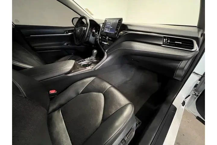 $26806 : Toyota Camry 2023 XSE 4dr Se image 10