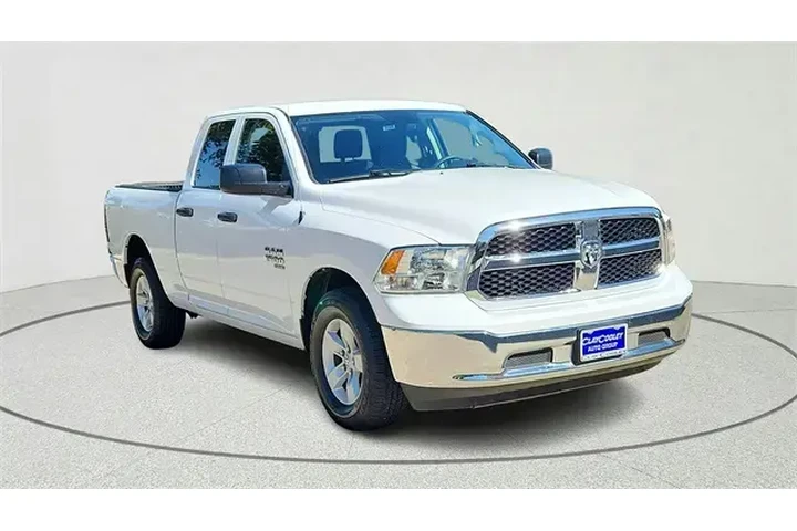 $25398 : Ram 1500 Classic 2024 4x2 SL image 1