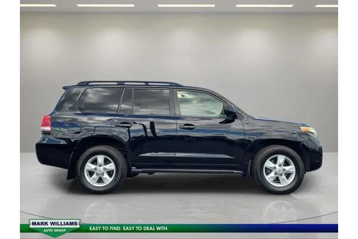 $24994 : Toyota Land Cruiser 2009 AWD image 2