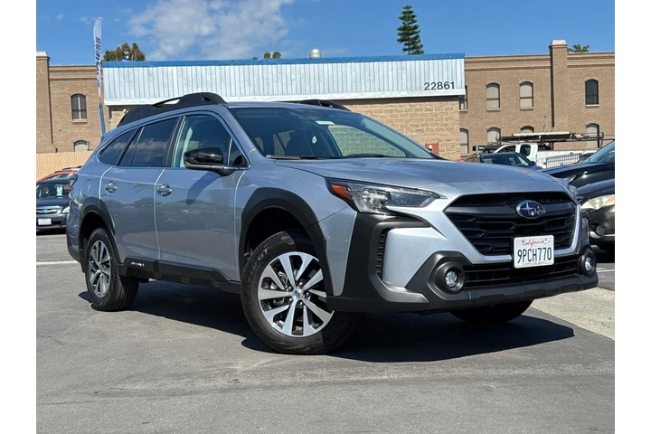 $27495 : Subaru Outback 2025 AWD Prem image 2