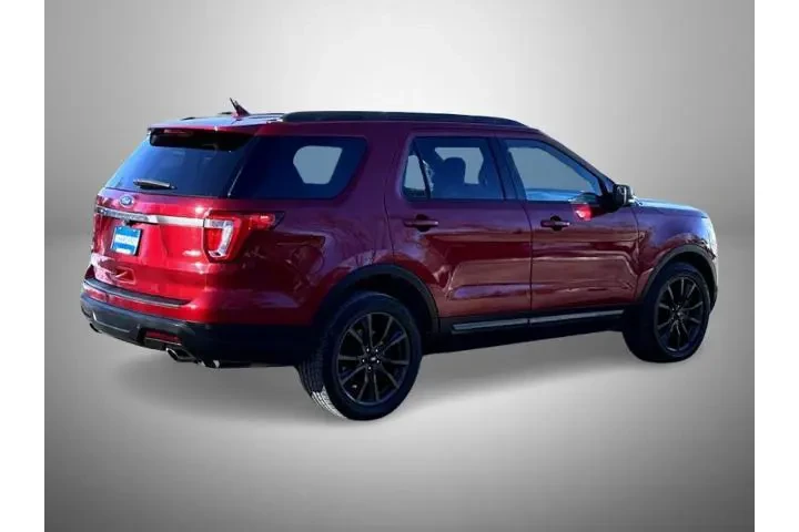 $15495 : Ford Explorer 2018 AWD XLT 4 image 5