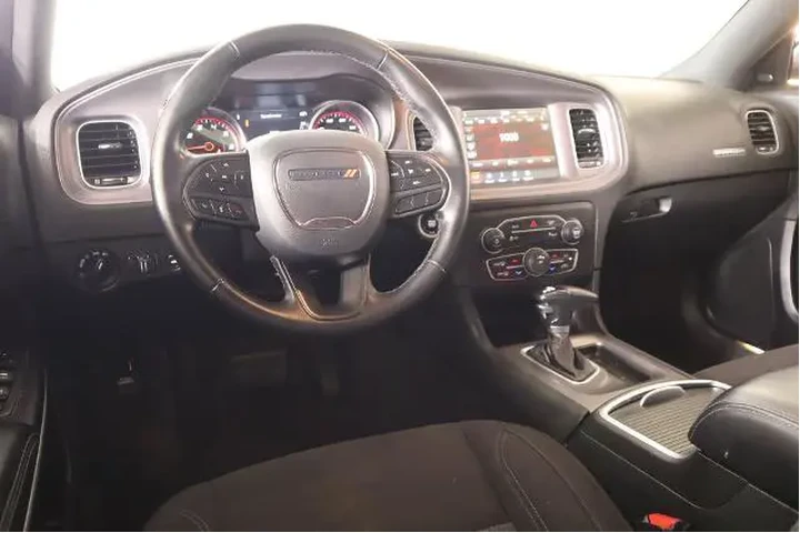 $26955 : Dodge Charger 2023 SXT 4dr S image 9