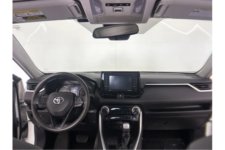 $25977 : Gold Certified2021 RAV4 XLE image 4