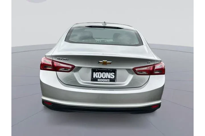 $15000 : Chevrolet Malibu 2022 LT 4dr image 4