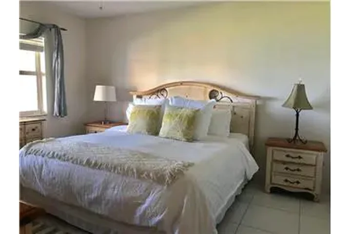 $3400 : Rental property with 2 bedro image 4