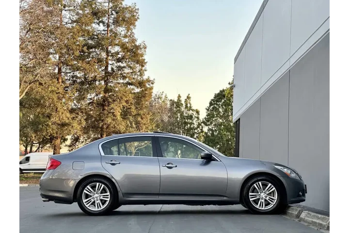 $9940 : 2012 G37 Sedan Journey image 5