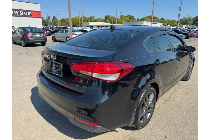 $6980 : 2017 Forte LX Auto image 2