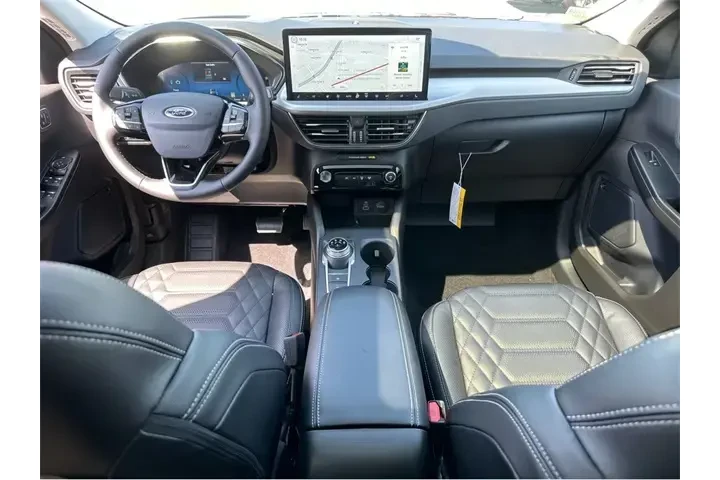 $30000 : Ford Escape Plug-In Hybrid 2 image 8