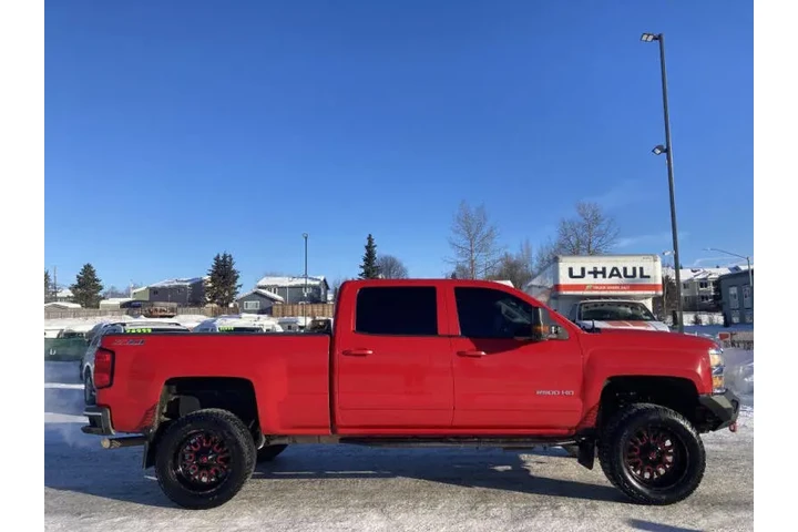 $32899 : 2015 Silverado 2500HD image 5