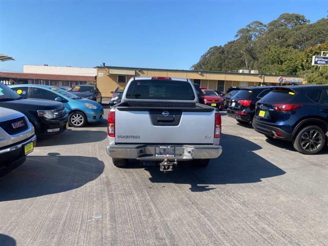 $17999 : 2016 Frontier SV image 5