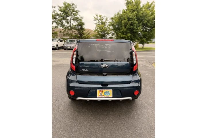 $9500 : 2018 Soul + image 9