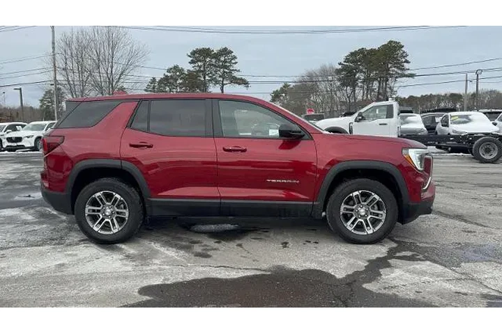 $28936 : GMC Terrain 2025 4x4 Elevati image 3