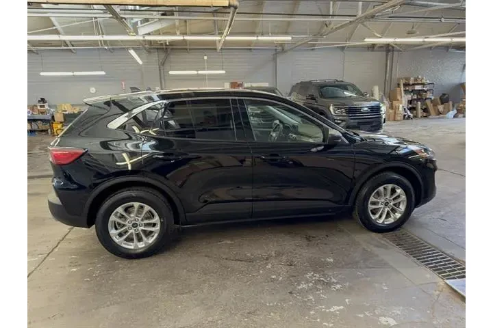 $21964 : Ford Escape 2022 AWD SE 4dr image 6