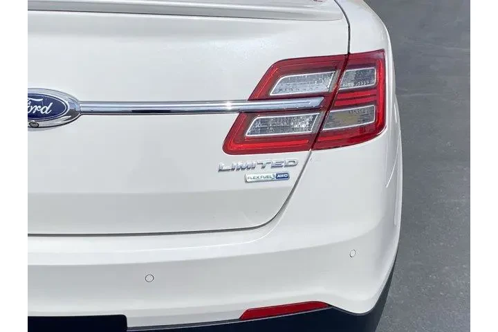 $9747 : Ford Taurus 2014 AWD Limited image 6