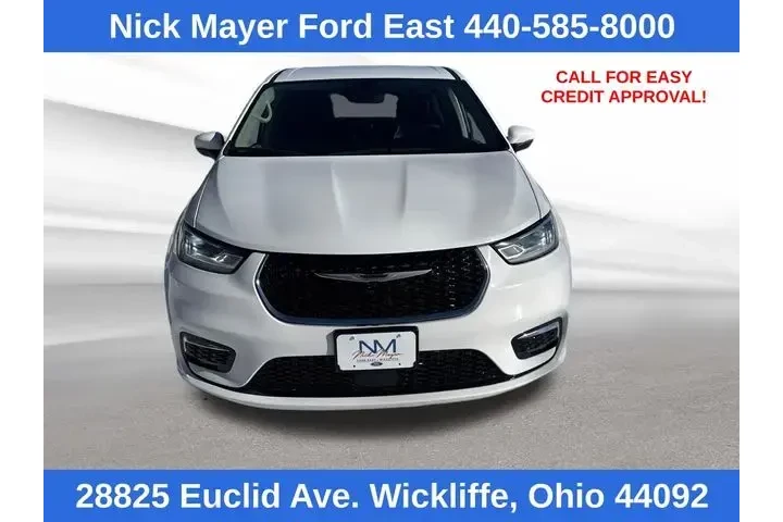 $21995 : Chrysler Pacifica 2023 Touri image 2