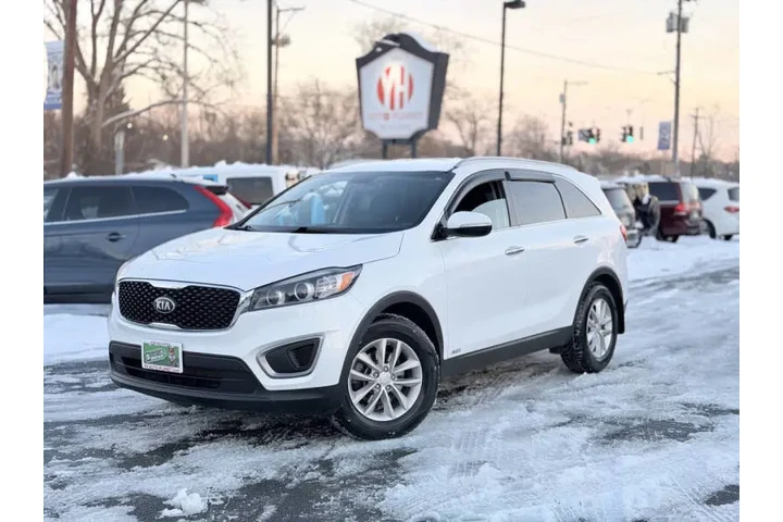 $10995 : 2017 Sorento LX image 1