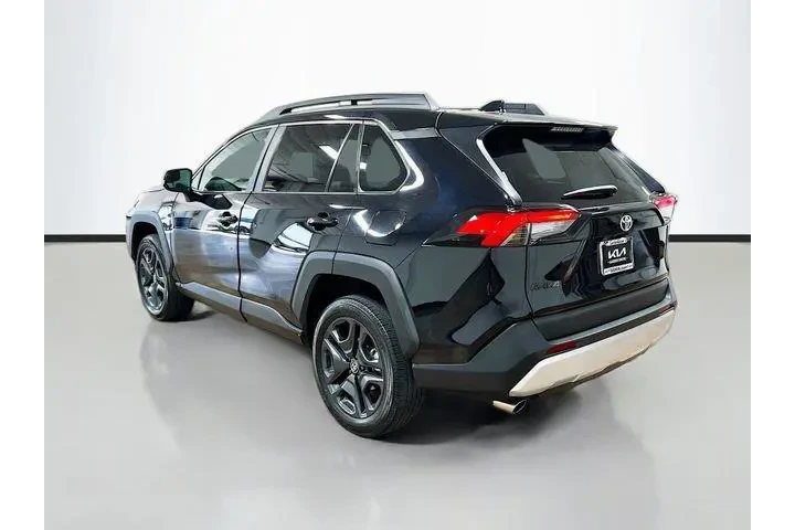 $28559 : Toyota RAV4 2023 AWD Adventu image 5