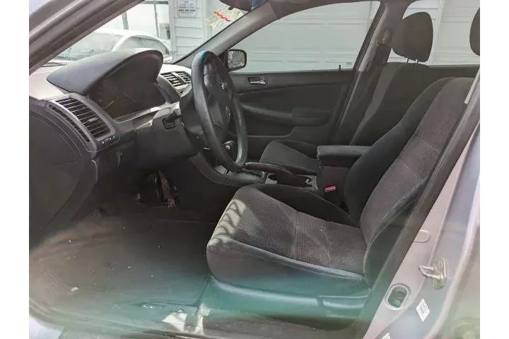 $4400 : Honda Accord 2003 DX 4dr Sed image 6