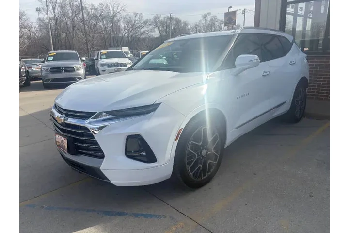 $23950 : 2019 Blazer Premier image 1