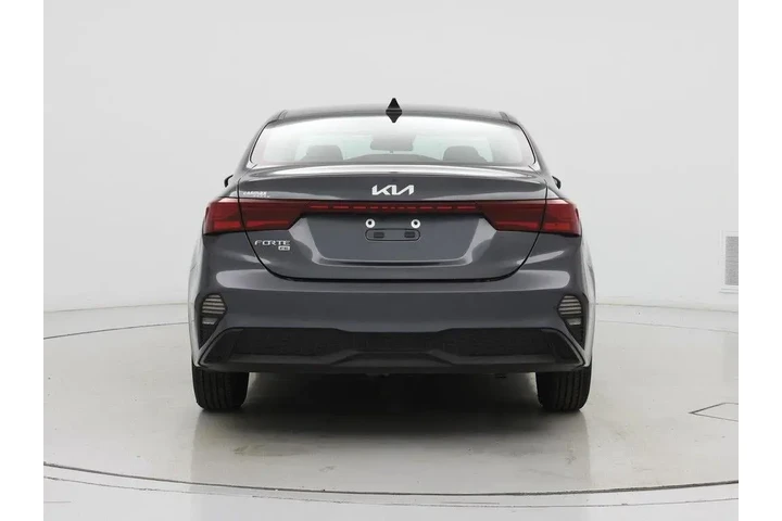 $15998 : Kia Forte 2022 FE 4dr Sedan image 6