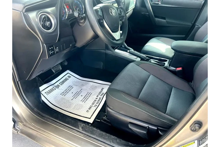 2018 Corolla L CVT image 10