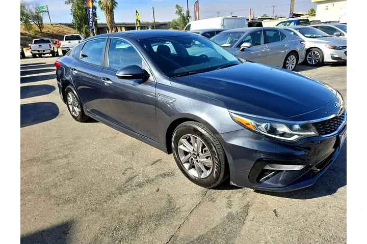 $12499 : 2020 Optima image 9