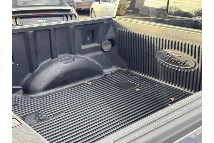 $34815 : Ford F-150 2022 4x4 XLT 4dr image 7