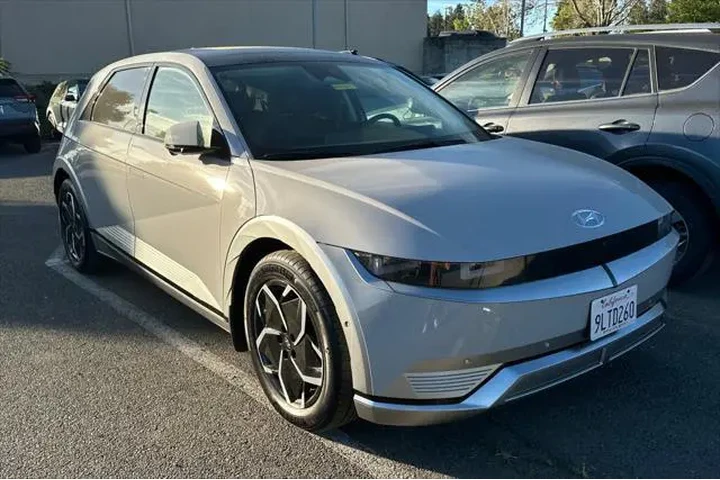 $30990 : Hyundai IONIQ 5 2024 Limited image 2