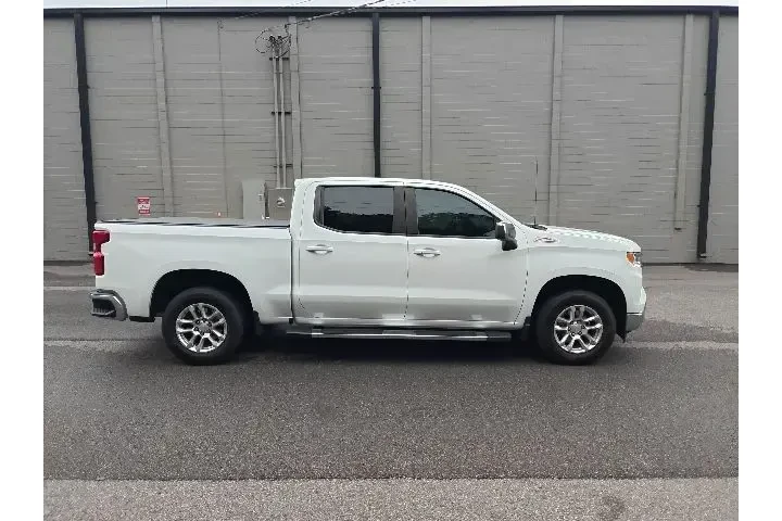 $36990 : Chevrolet Silverado 1500 202 image 2