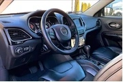 $14995 : Jeep Cherokee 2019 4x4 Latit thumbnail