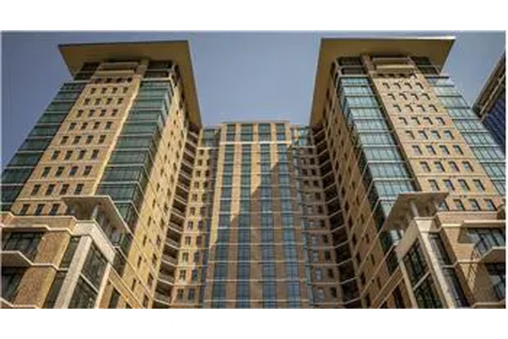 $2300 : Rental property with 0 bedro image 4