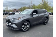 2023 Highlander XLE