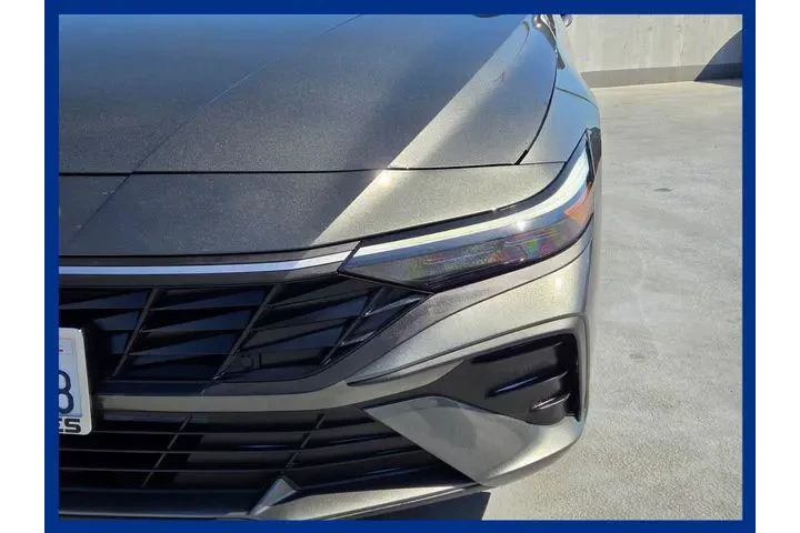 $22942 : Hyundai ELANTRA 2025 SEL Spo image 8
