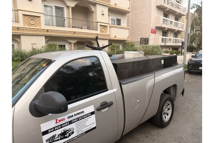 Junk removal image 1