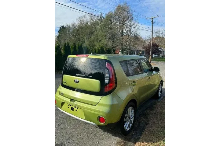 $5495 : Kia Soul 2017 + 4dr Crossove image 6