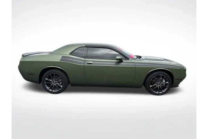 $27688 : Dodge Challenger 2022 AWD SX image 6