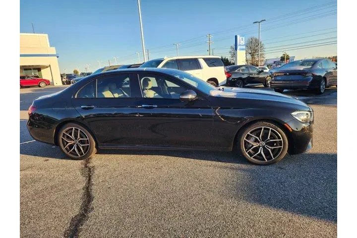 $39891 : Mercedes-Benz E-Class 2023 E image 3