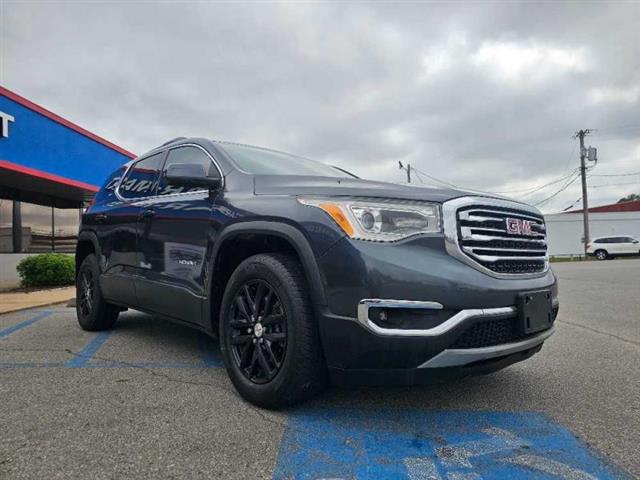 2019 GMC Acadia image 2