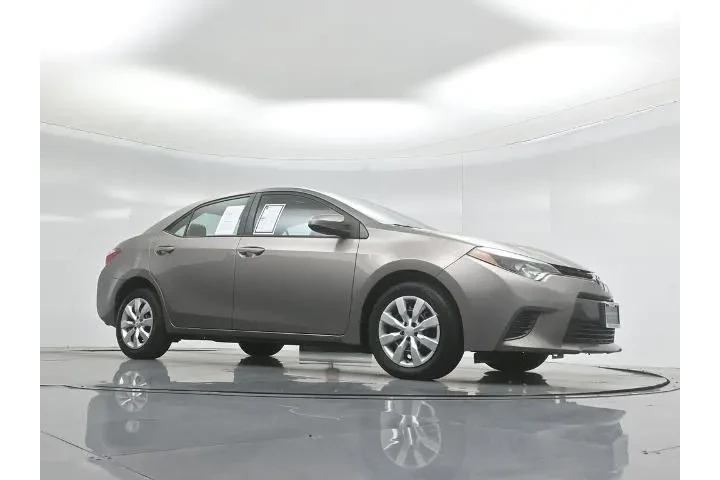 $14009 : Toyota Corolla 2016 LE 4dr S image 2